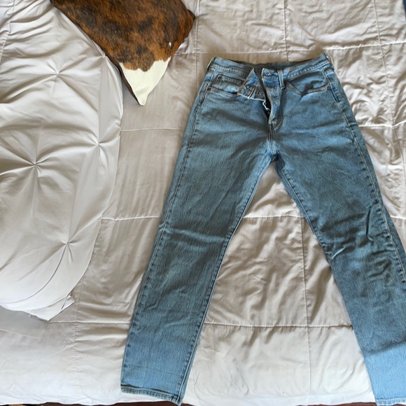 Levi's | Jeans | Light Denim Levis Boyfriend Jeans Size W28 L28 | Poshmark